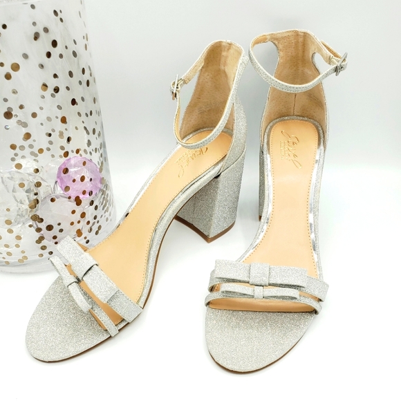 Badgley Mischka Jewel Rio heels NWOB - Picture 5 of 10